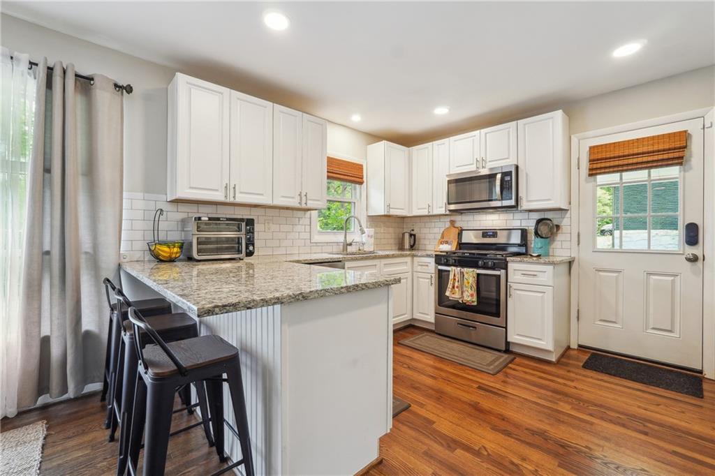 3483 GLENSFORD Drive