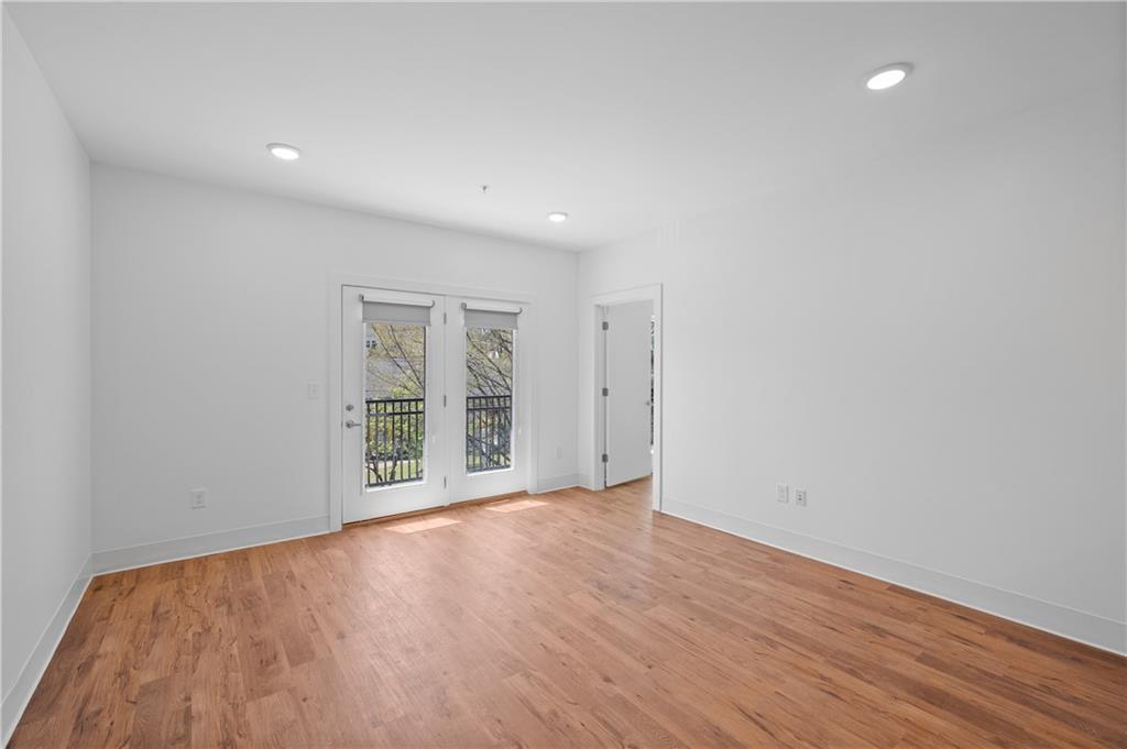 456 Flat Shoals Avenue SE 207