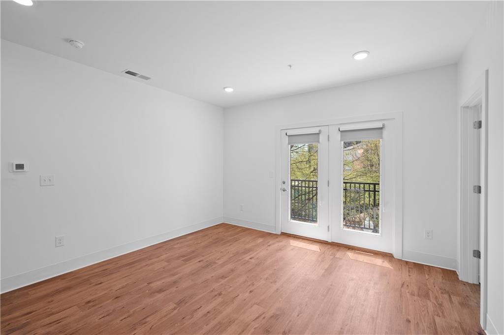 456 Flat Shoals Avenue SE 207