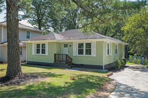 Homes For Rent - 2823 Mcafee Road<br/> Decatur, GA 30032