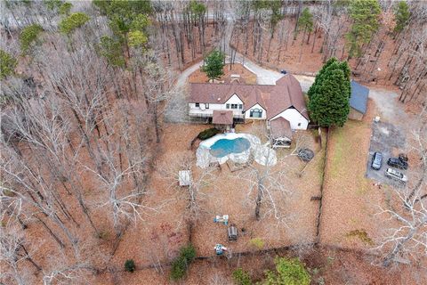 A home in Dacula