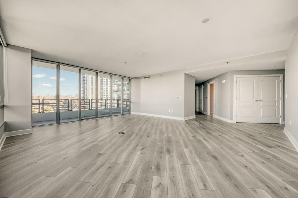 700 Park Regency Place 1207