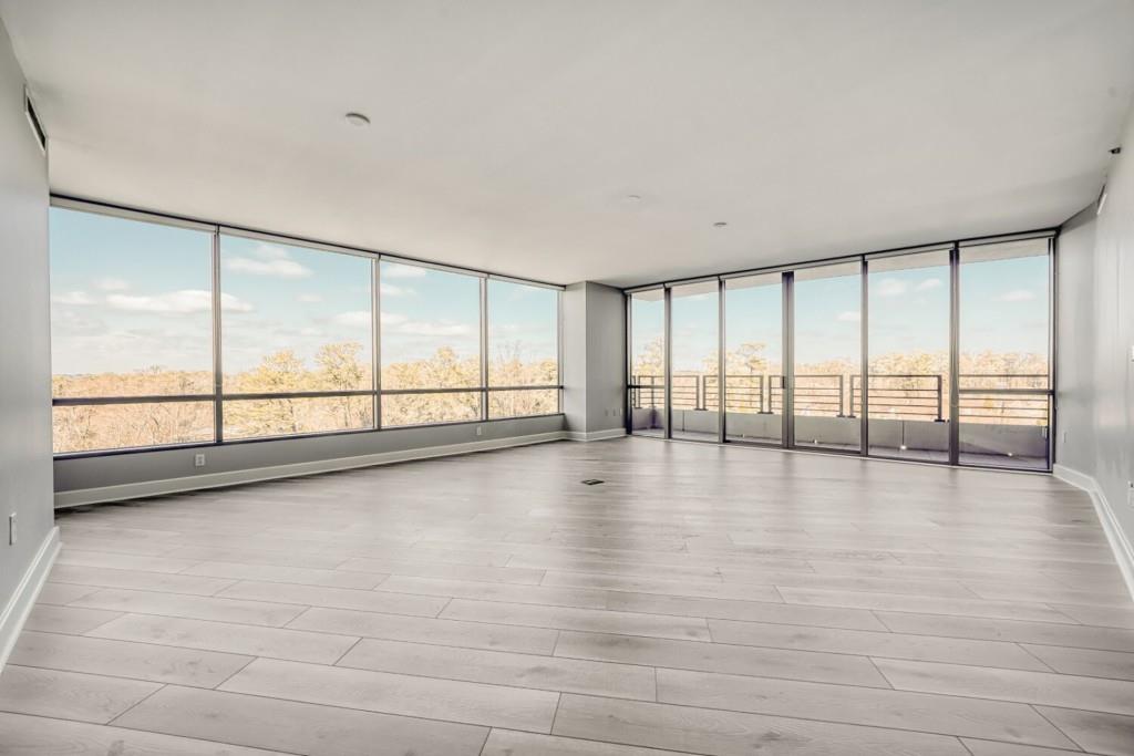 700 Park Regency Place 1207