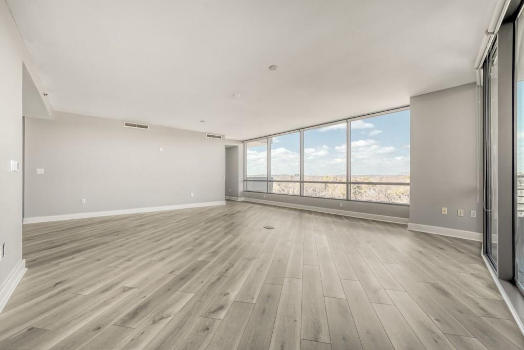 700 Park Regency Place 1207