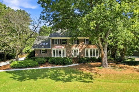 Homes For Sale - 110 Station Parkway<br/> Fulton County, Roswell, GA 30075