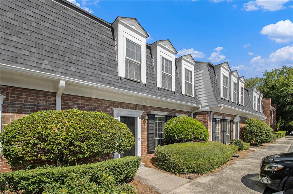 10 Newport Place NW