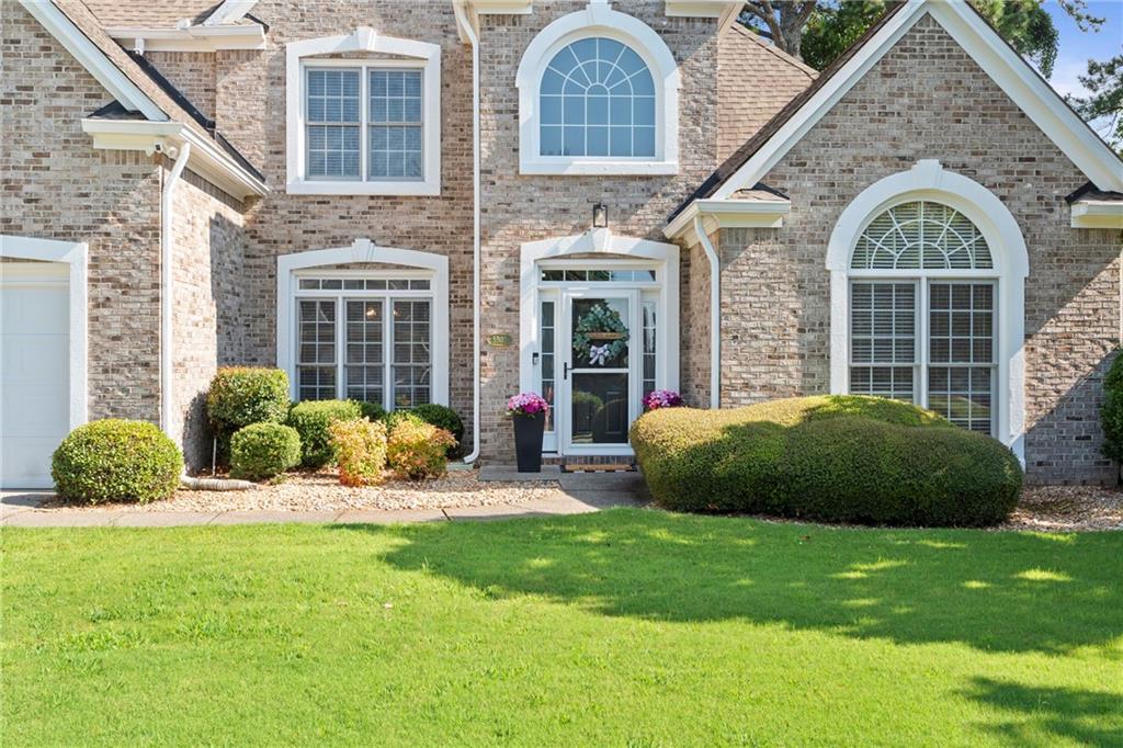 5502 LAUREL RIDGE Drive