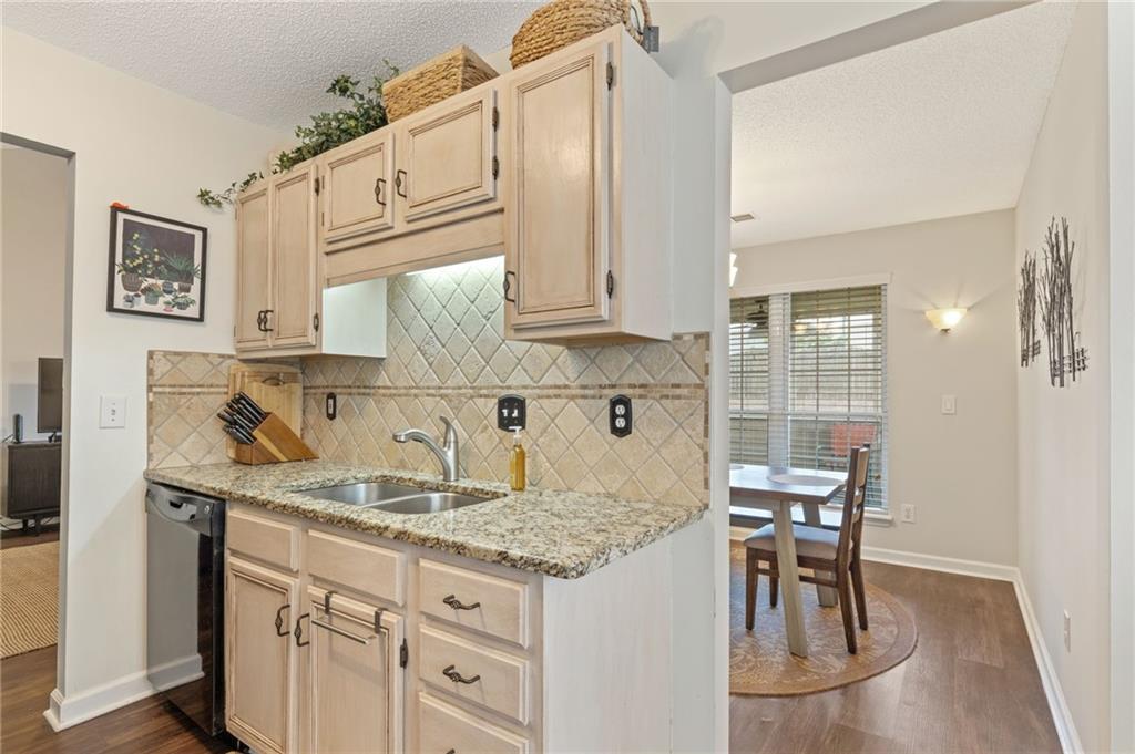 1615 NW Vinebrook Terrace, Kennesaw, Georgia image 14