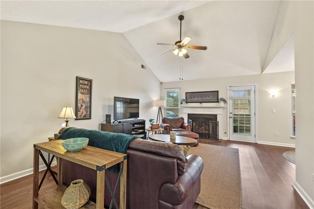 1615 NW Vinebrook Terrace, Kennesaw, Georgia image 6