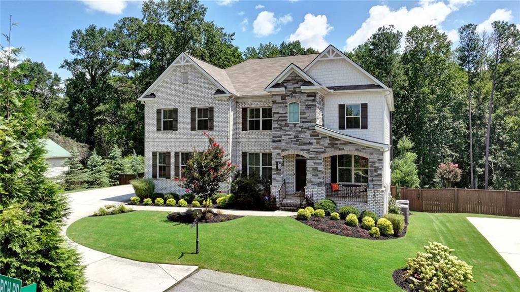 Longstreet Manor - Residential
