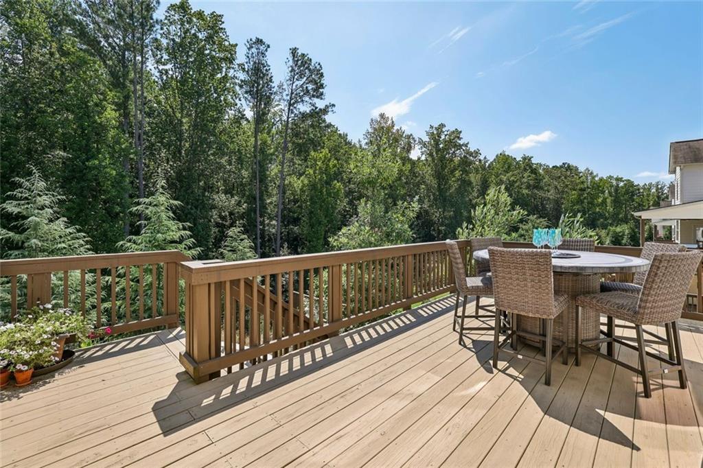 Longstreet Manor - Residential