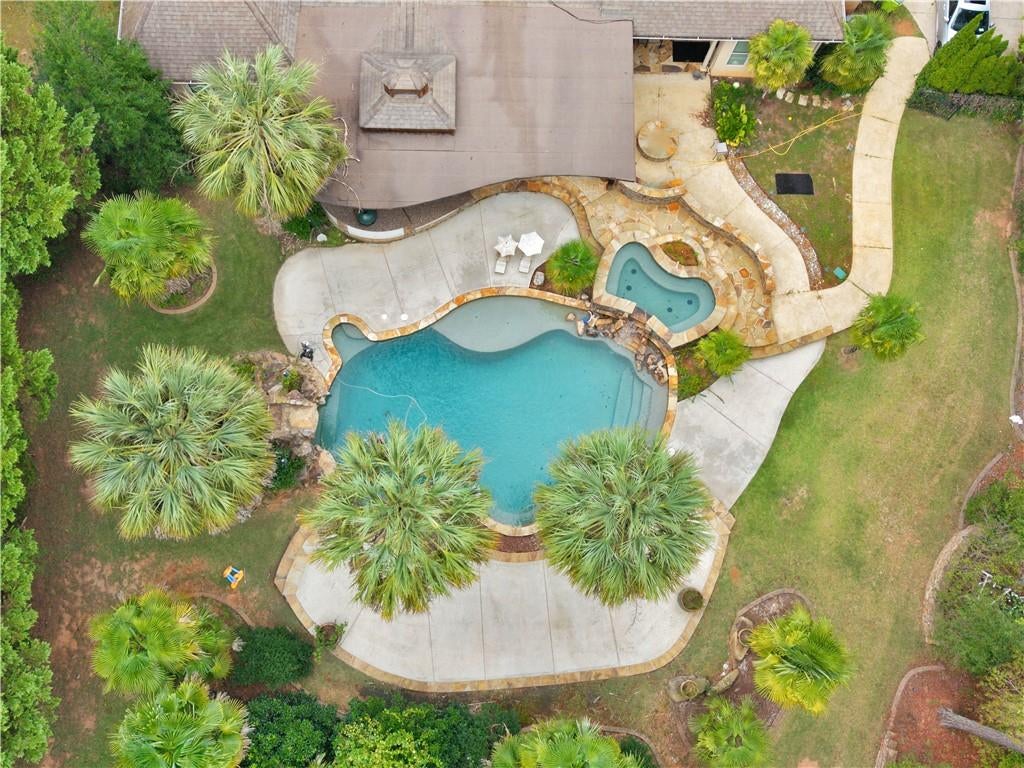 105 Whitestone Drive