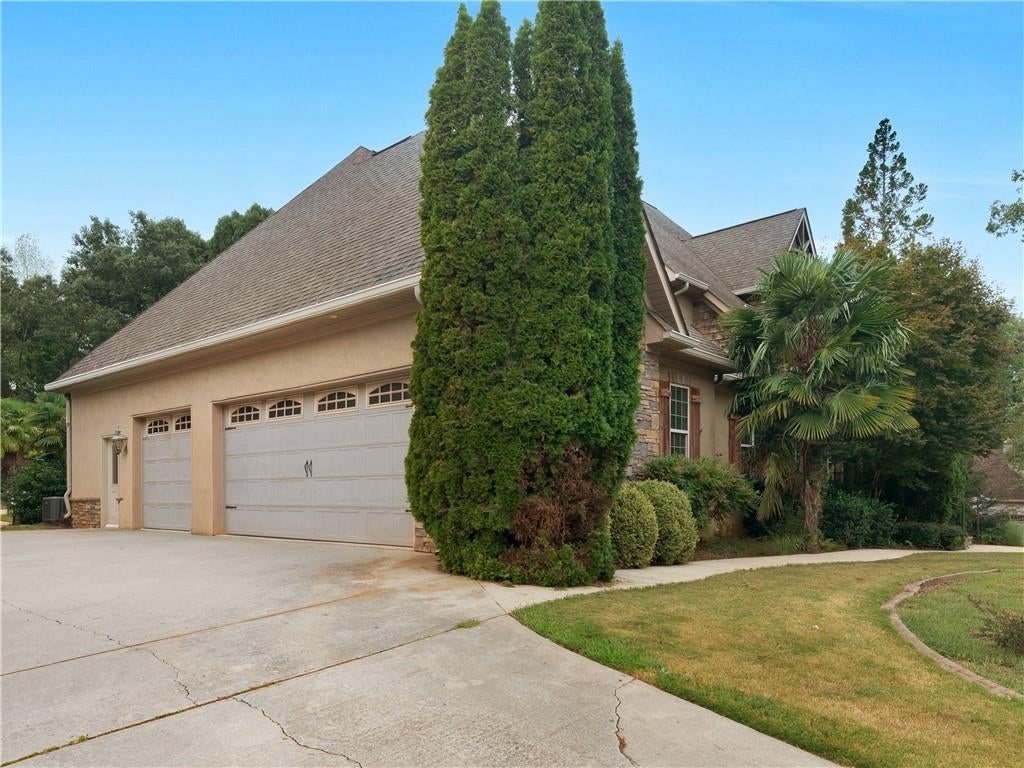 105 Whitestone Drive