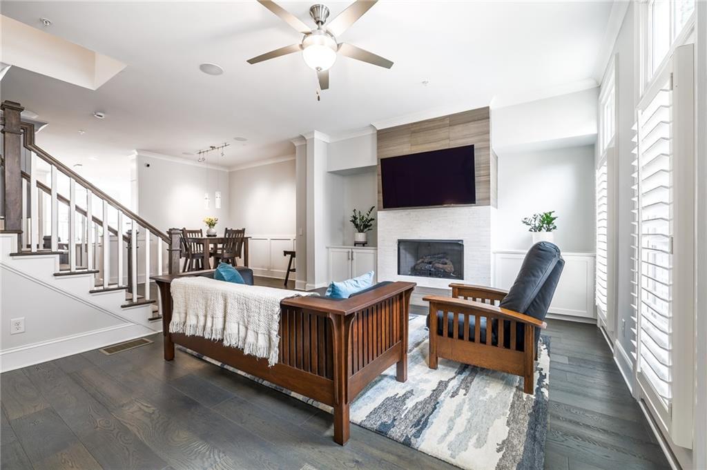 18 Peachtree Avenue NE 5