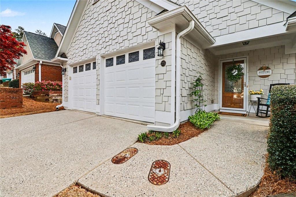 275 Villa Creek Parkway