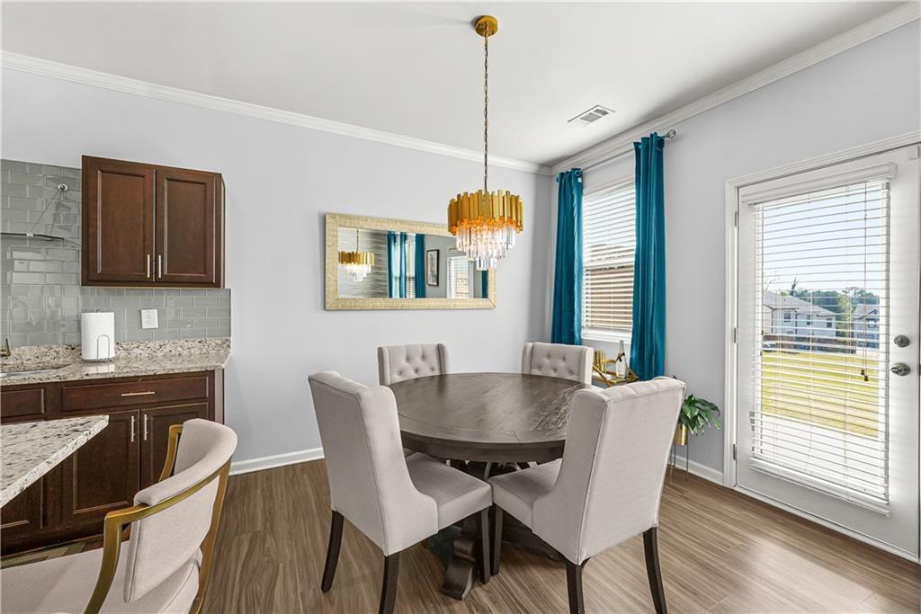 200 Mountain Rest Court SE