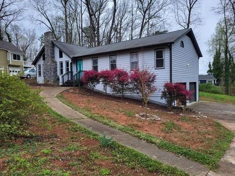 Homes For Sale - 5027 Post Road Court<br/> Stone Mountain, GA 30088