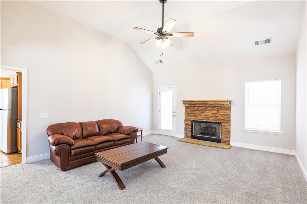 29 Roberson Drive, Cartersville, Georgia image 13