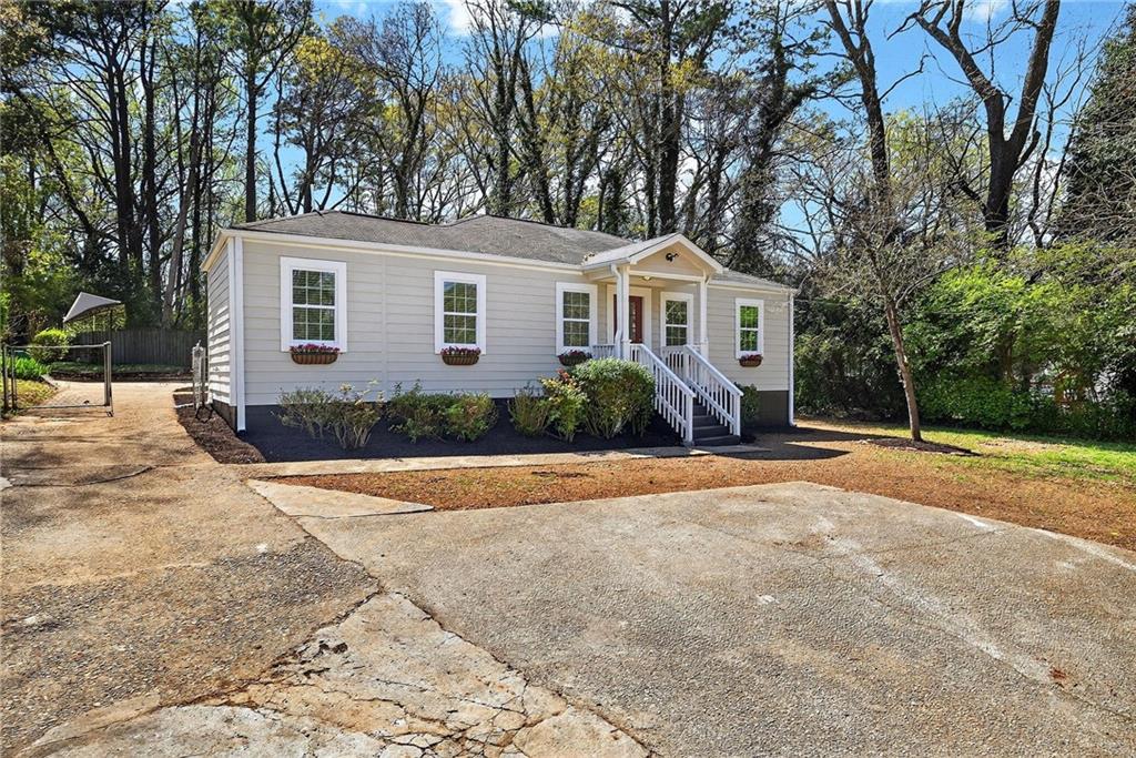 955 Columbia Drive