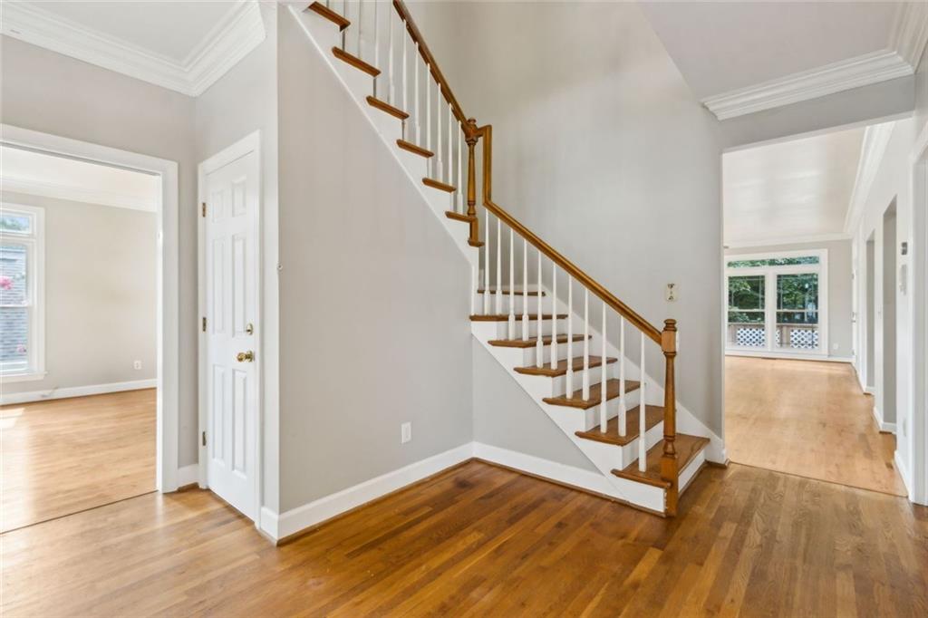 959 Laurel Springs Lane SW