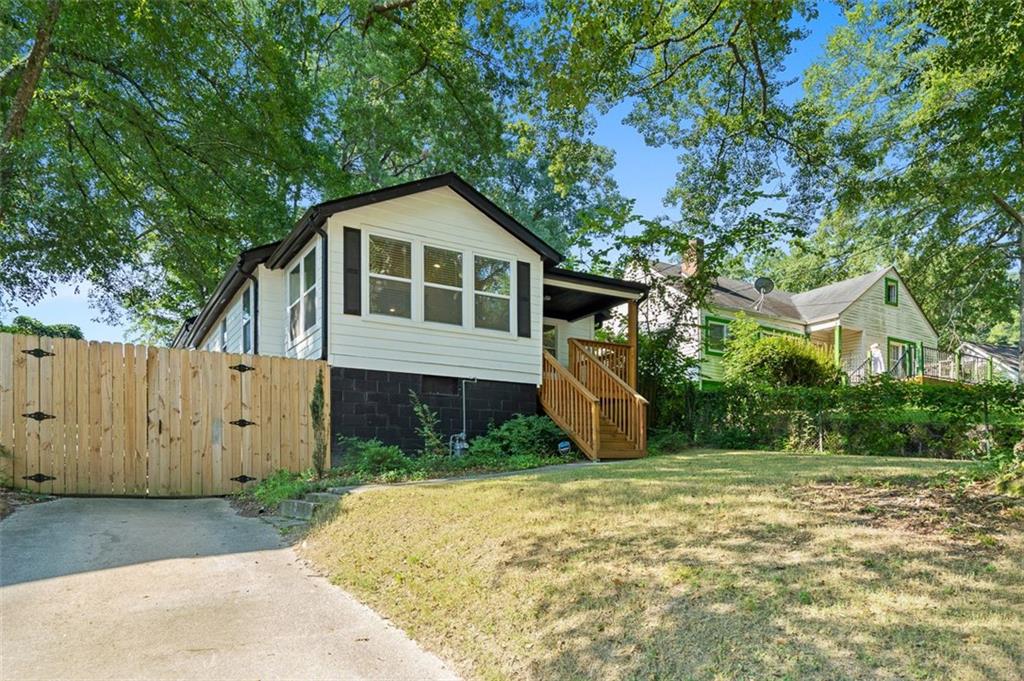 1422 Kennesaw Drive NW