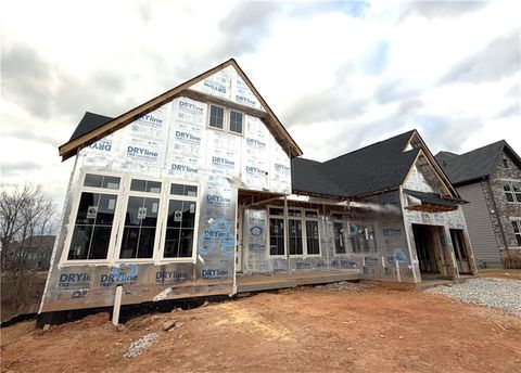 82 Clear Lake Parkway Hoschton GA 30548