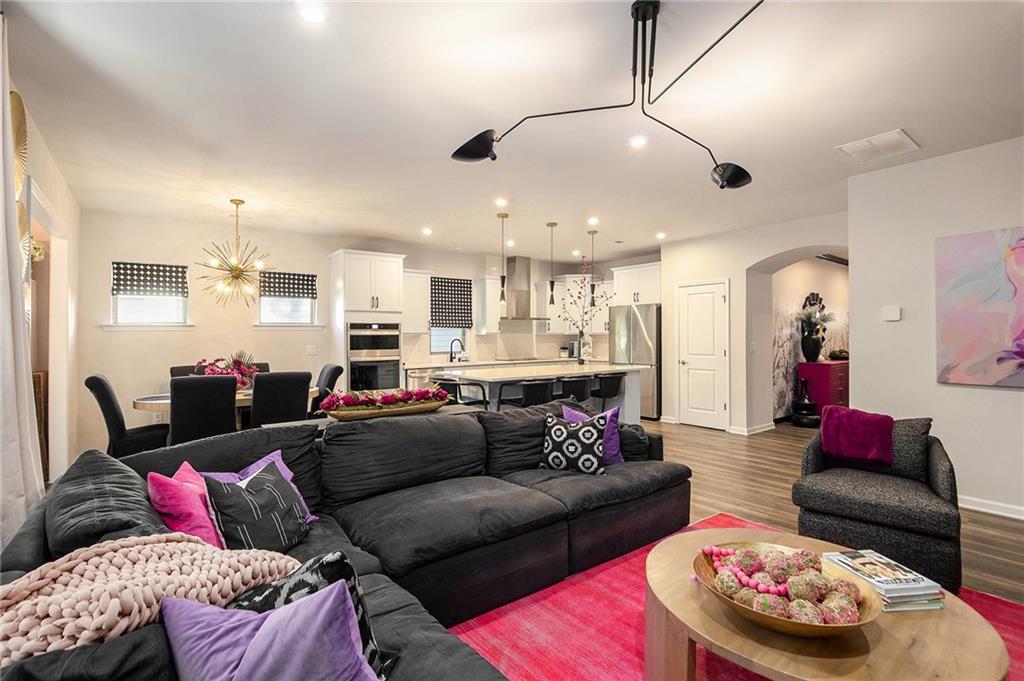 544 Colebrook Way