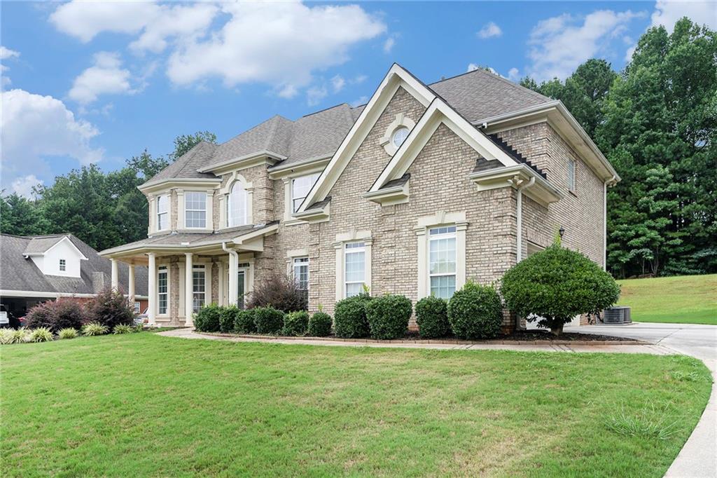 313 Young James Circle