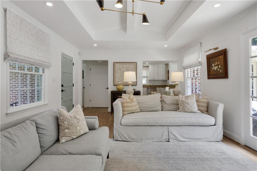3803 Longview Drive
