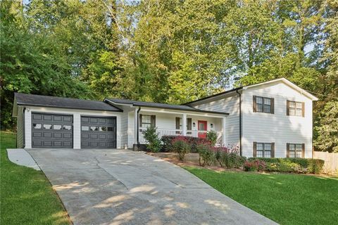 2103 Forest Court Snellville GA 30078