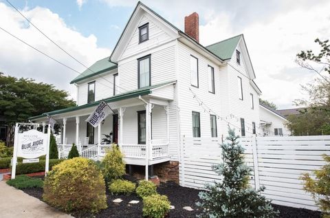 477 W First Street Blue Ridge GA 30513