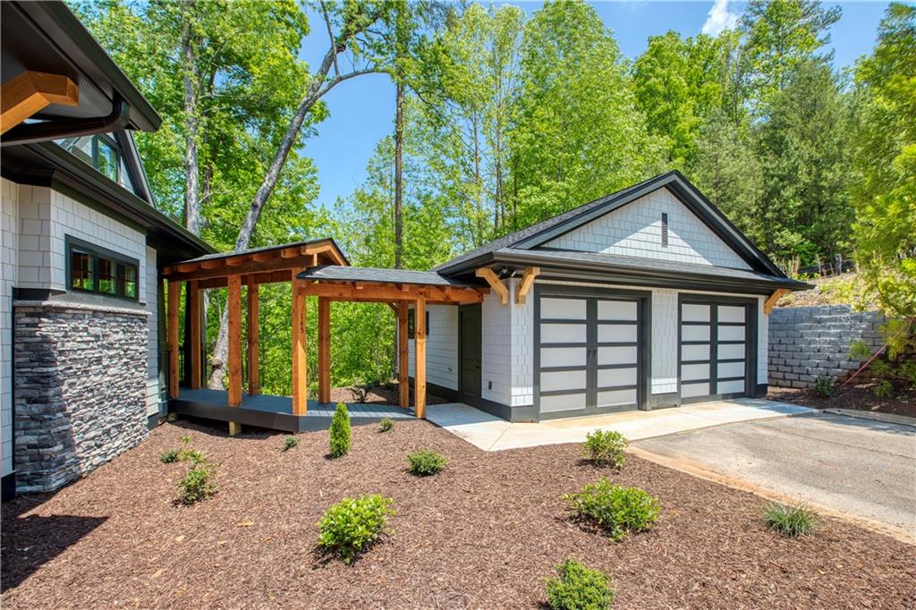 85 Fairway Court 5