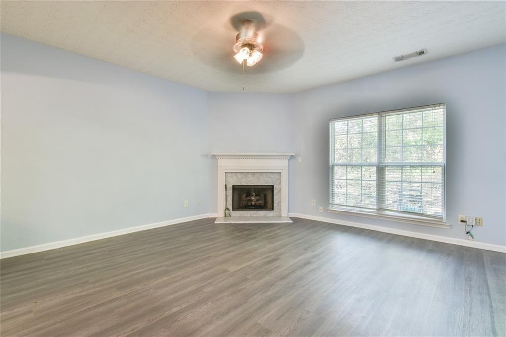 1526 Viero Drive, Lawrenceville, Georgia image 11