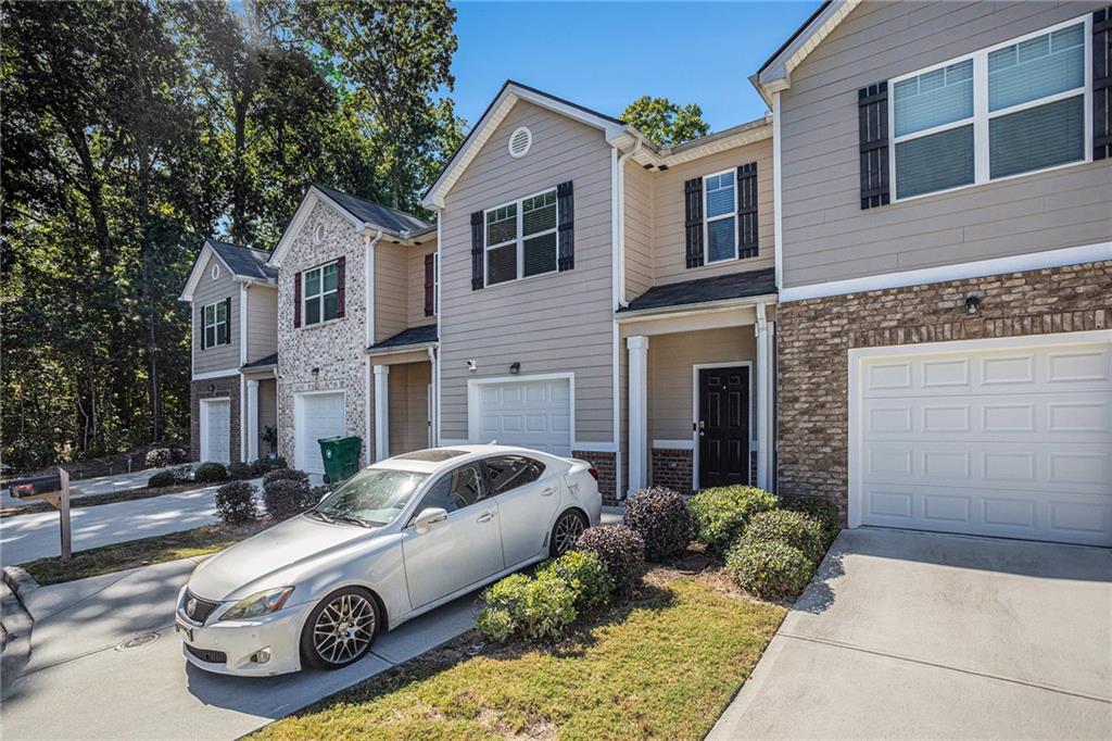 1323 Rogers Trace, Lithonia, Georgia image 3