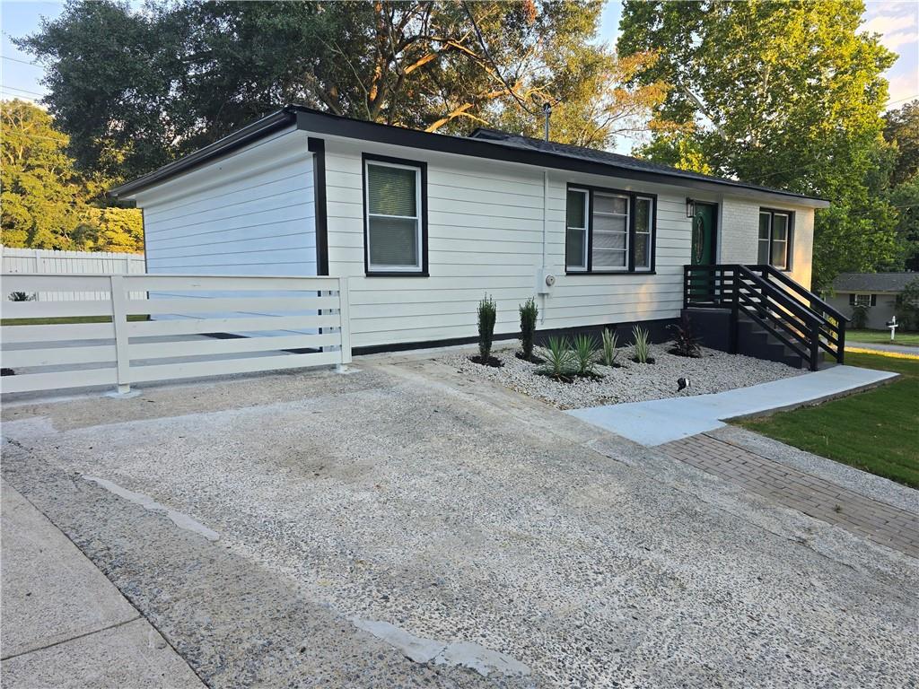 760 Seminole Place