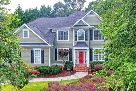 Homes For Sale - 1232 Forest Crest Drive<br/> Gwinnett County, Dacula, GA 30019