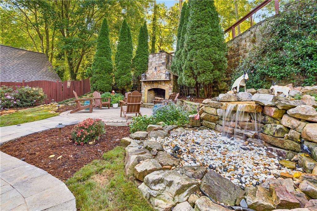 107 Candler Pointe Way