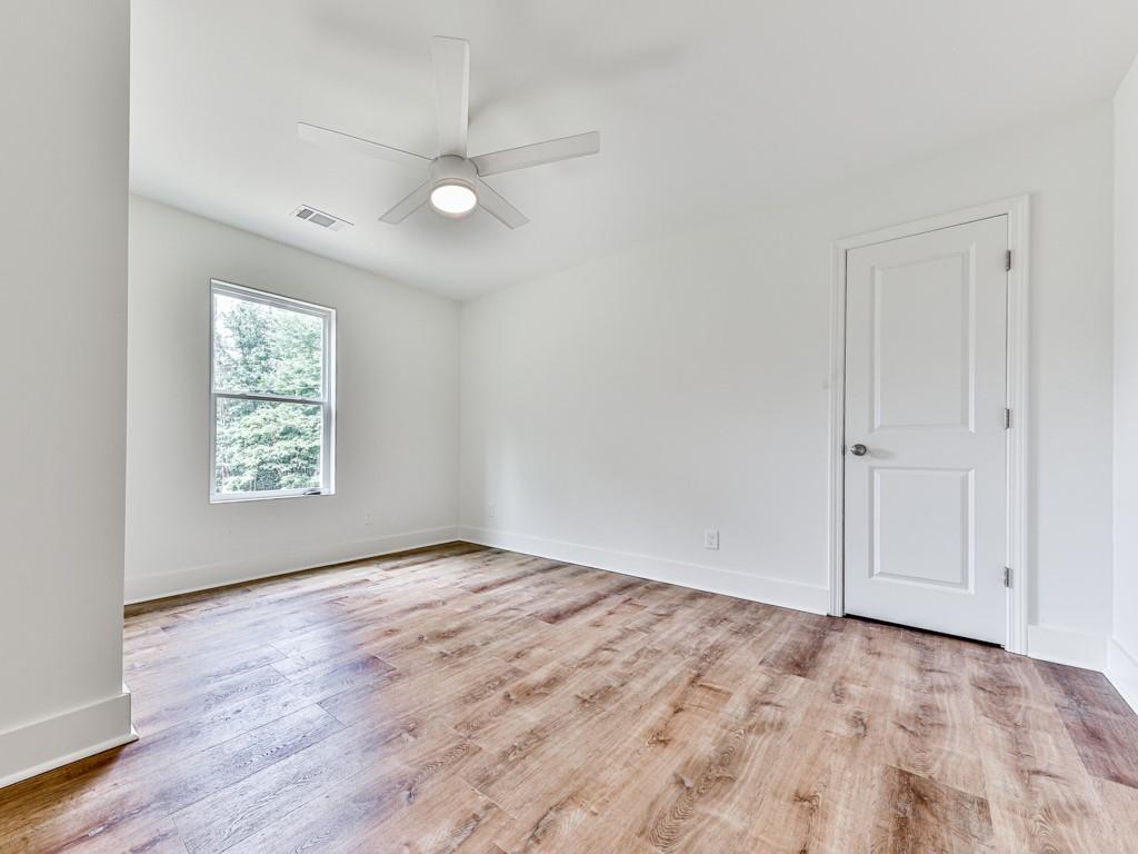 None 1.13 ACRE MOUNTN VIEWS - Residential