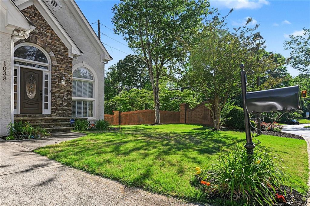 1033 Spalding Club Court