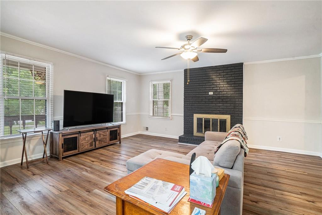 2721 Westminister Lane NW