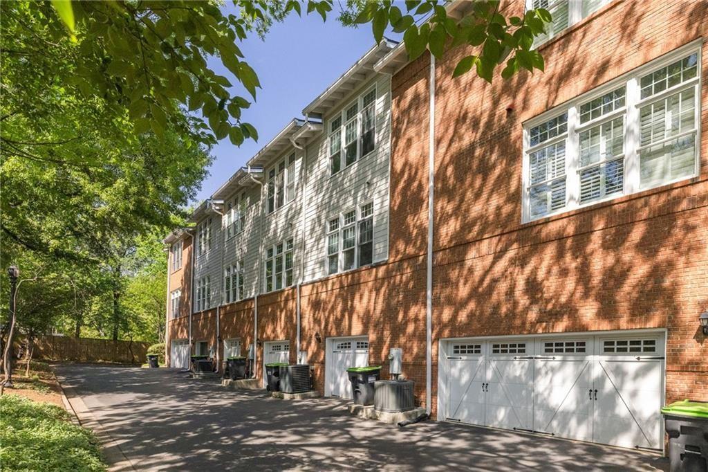 1258 Dekalb Avenue 110