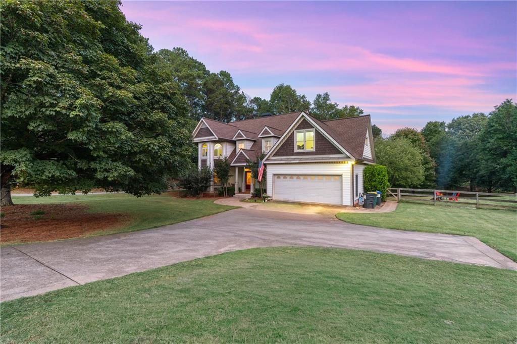 Photo of 1350 Hendon Road, Woodstock, GA 30188 (MLS # 7704218)
