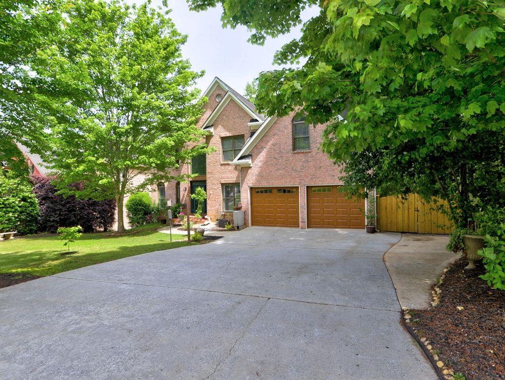 5105 TYNEWICK Trace NE