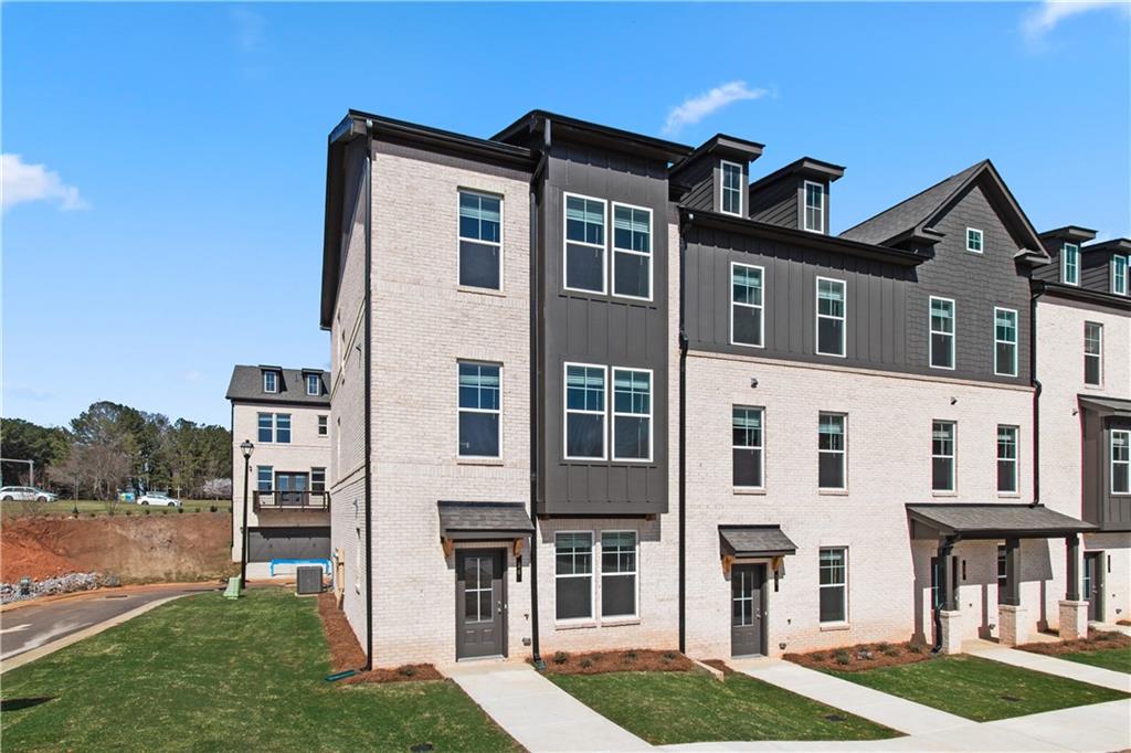 214 Daybreak Lane