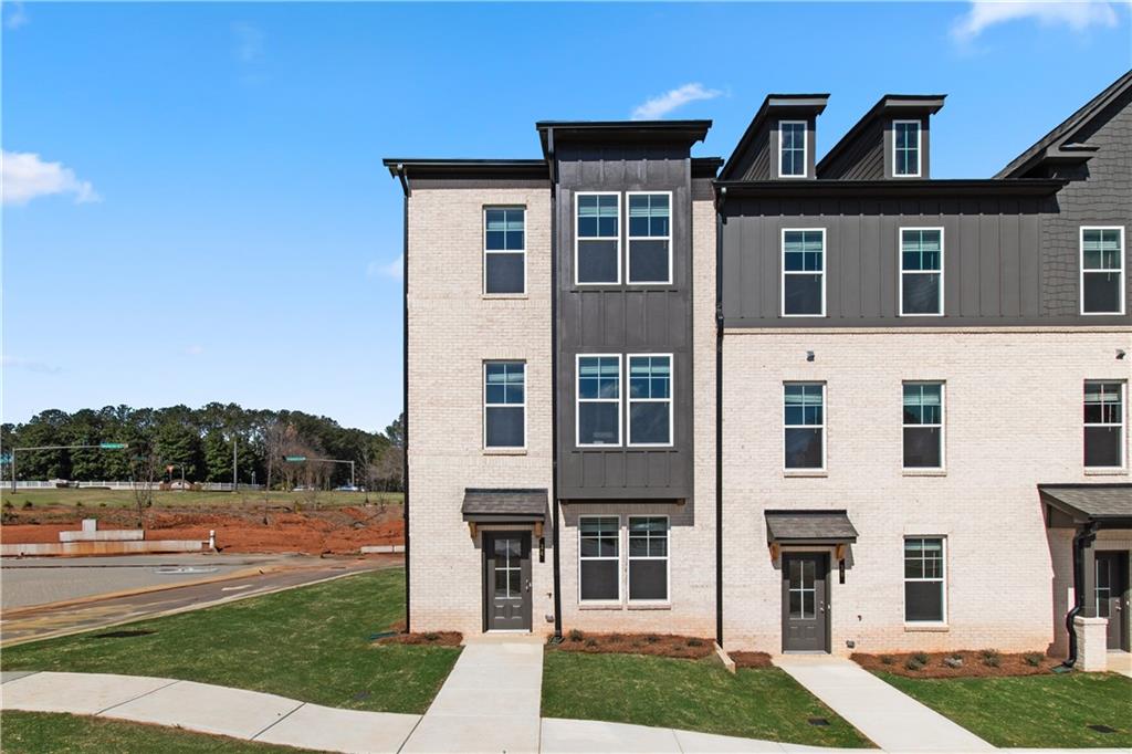 214 Daybreak Lane