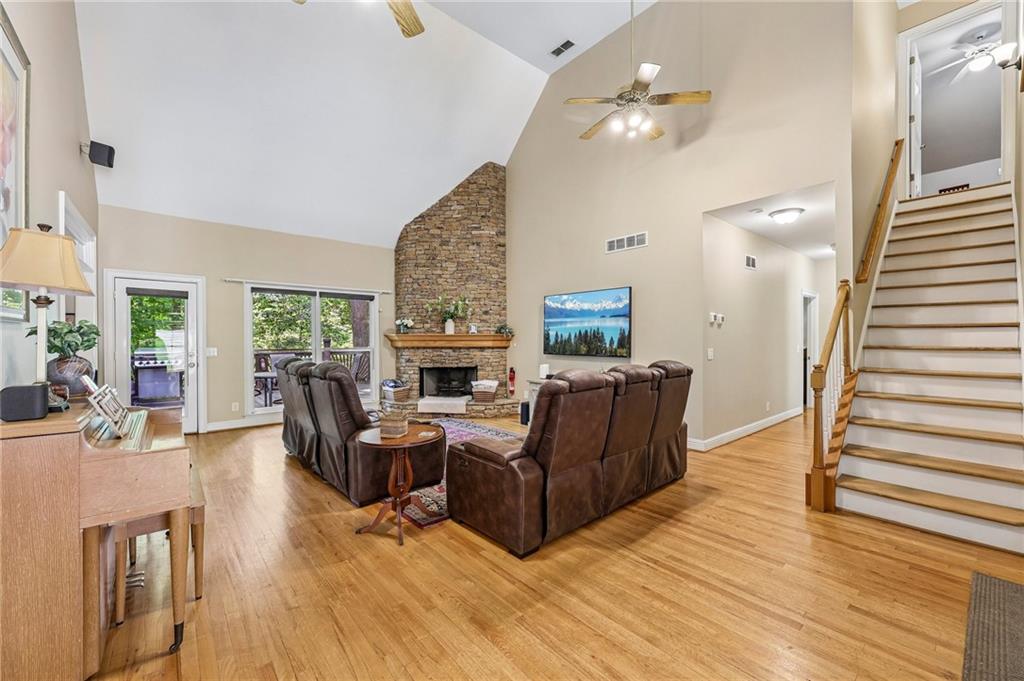 4235 Heather Way