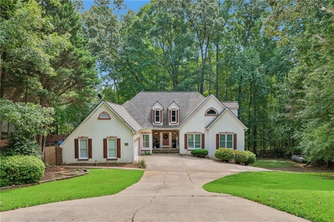 Homes For Sale - 4235 Heather Way<br/> Cumming, GA 30041