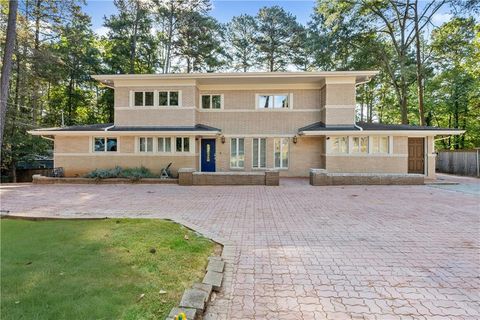 Photo of 1495 spalding Drive, Sandy Springs, GA 30350 (MLS # 7656915)