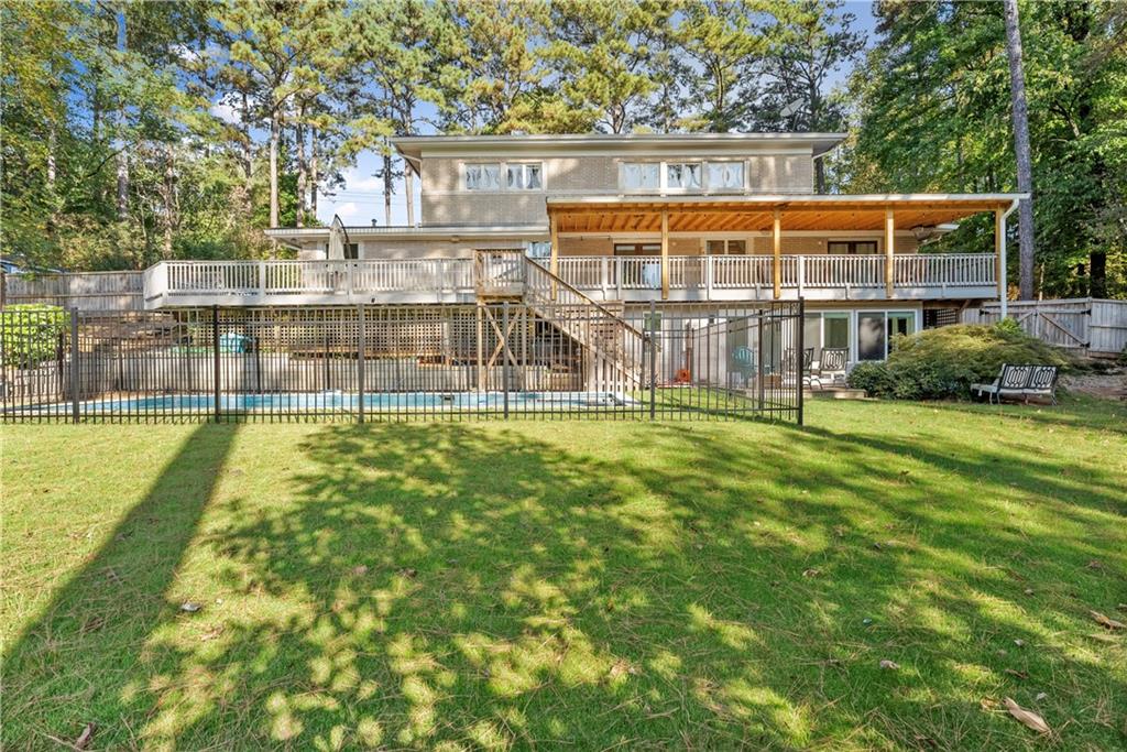 1495 spalding Drive