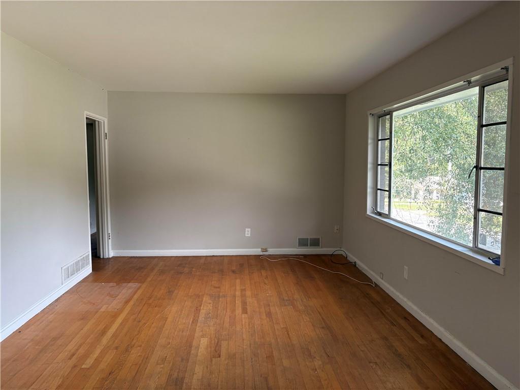 2595 Lancaster Drive